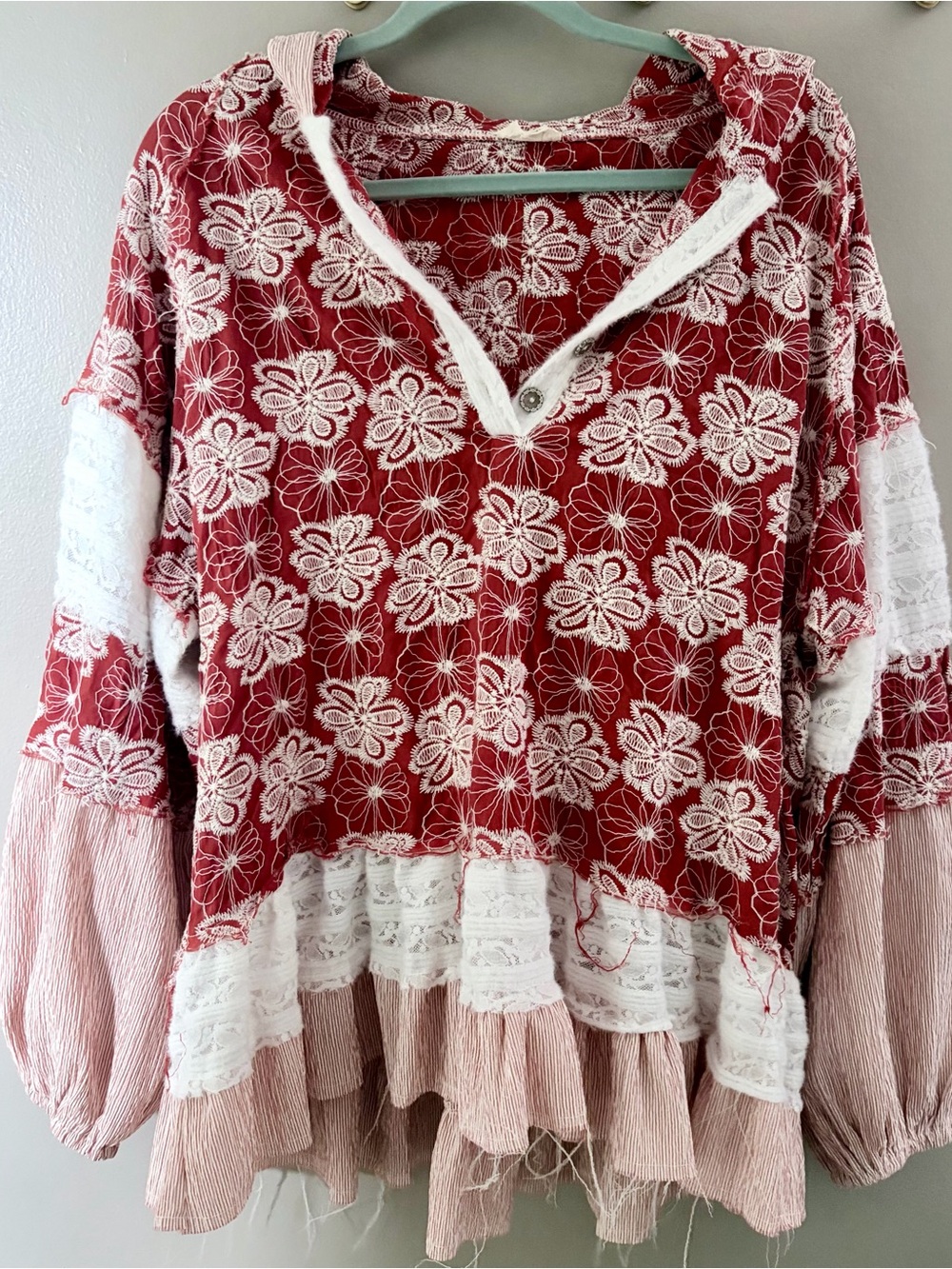 POL Medium Floral Embroidered Boho Lace Patchwork Hooded Top Terracotta NWOT